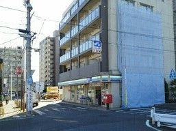 近くのスリーエフまで750m（徒歩10分）