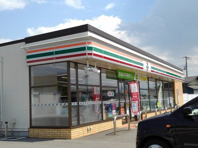 近くのセブン・イレブンまで780m（徒歩10分）