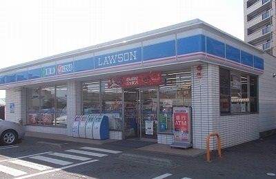 近くのローソン沼津岡一色店まで1,000m（徒歩13分）