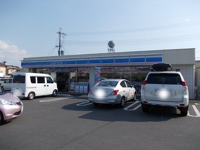 近くのコンビニまで457m（徒歩6分）