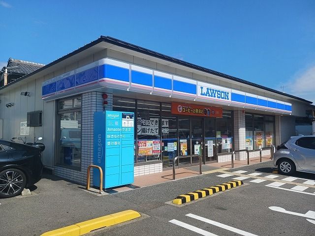 近くのローソン四条西小路店まで220m（徒歩3分）