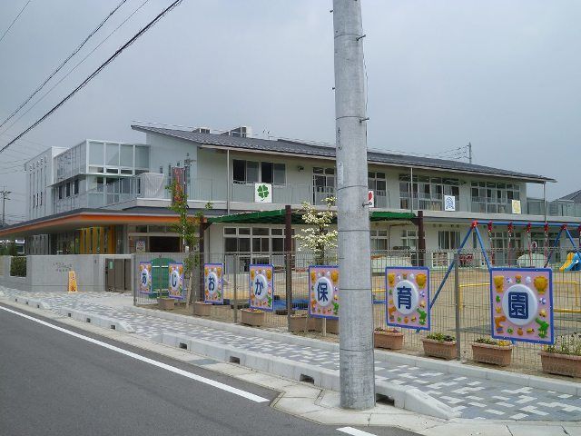 近くの小牧市立　味岡保育園まで400m（徒歩5分）