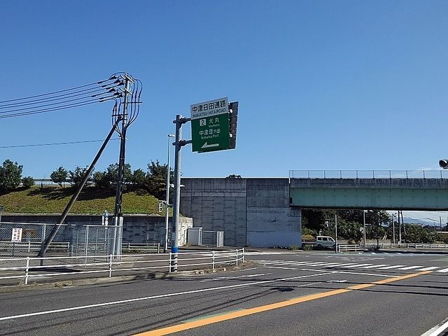 近くの犬丸ＩＣ入口まで600m（徒歩8分）