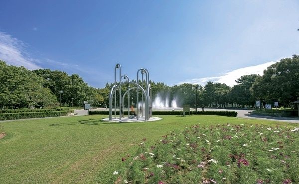 近くの公園まで850m（徒歩11分）