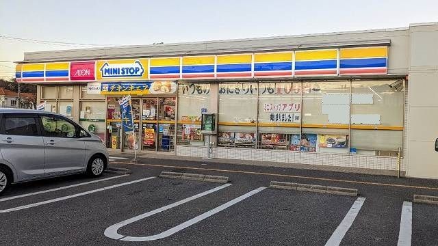 近くのミニストップ君津北子安店まで550m（徒歩7分）