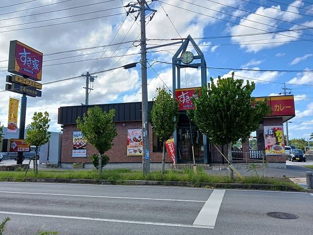 近くのすき家石川店まで2,600m（徒歩33分）