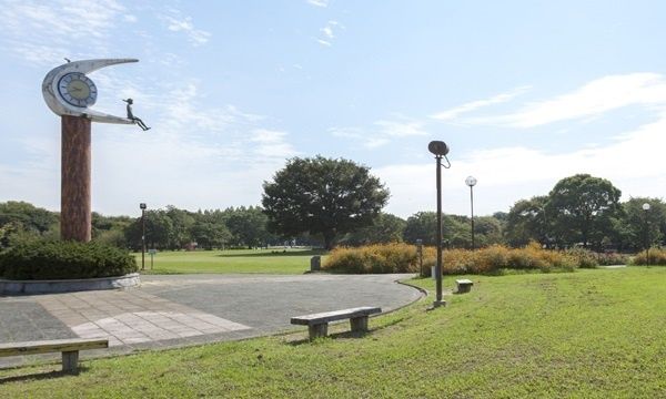 近くの庄内緑地公園まで800m（徒歩10分）