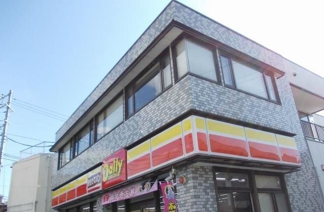 近くのデイリーヤマザキ清水町店まで500m（徒歩7分）
