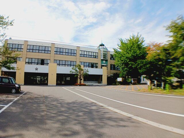 近くの北斗市立大野小学校まで850m（徒歩11分）