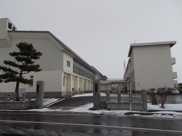 近くの小学校まで1,460m（徒歩19分）