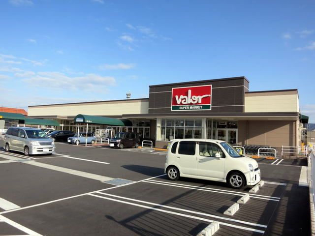 近くのバローまで900m（徒歩12分）