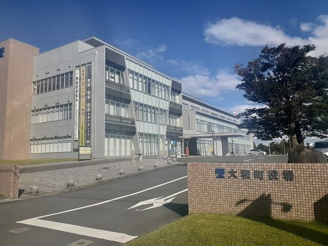 近くの大和町役場まで1,800m(徒歩23分)