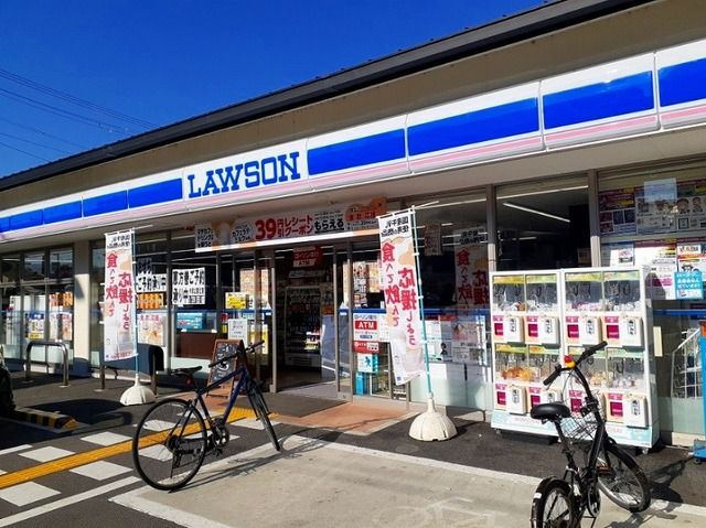 近くのローソン 九条新千本店まで550m(徒歩7分)