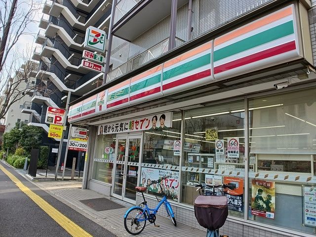 近くのローソンまで210m(徒歩3分)