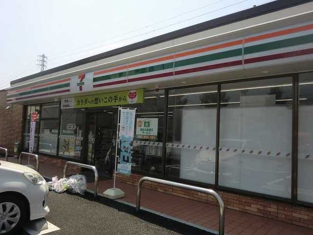 近くのセブンイレブン那加野畑町店まで350m（徒歩5分）