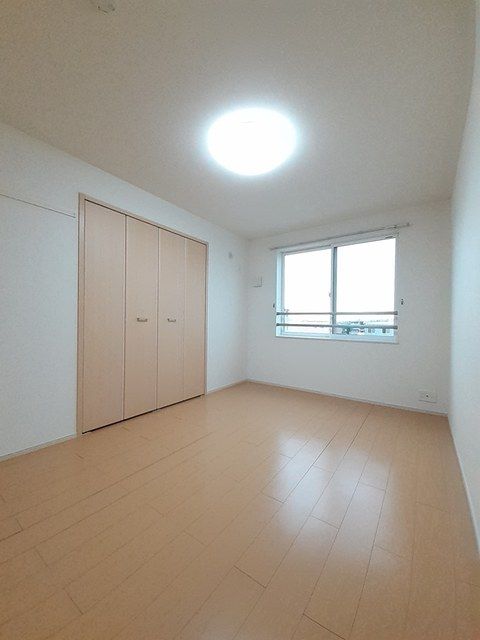 ベッドルーム