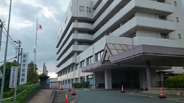 近くの新城市民病院まで1,110m（徒歩14分）