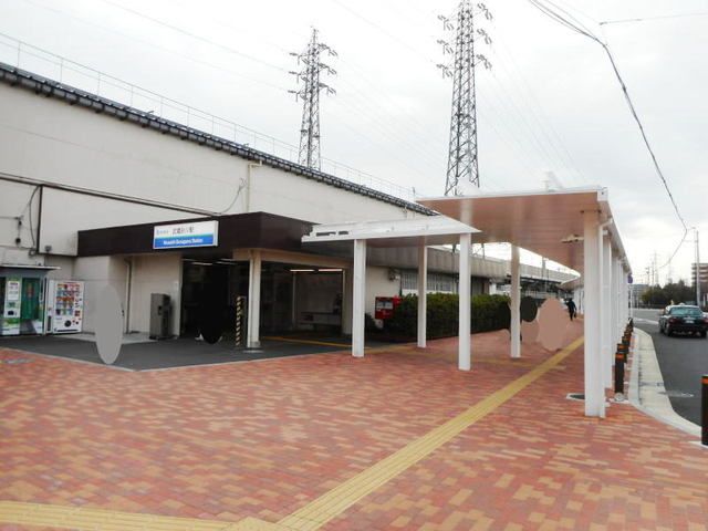 近くの武蔵砂川駅まで1,100m（徒歩14分）