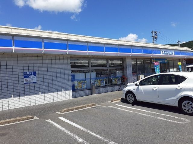 近くのローソン岩木店様まで170m（徒歩3分）