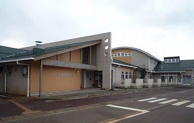 近くの西燕保育園まで1,300m(徒歩17分)