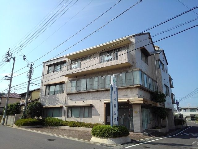 近くの病院まで1,200m（徒歩15分）