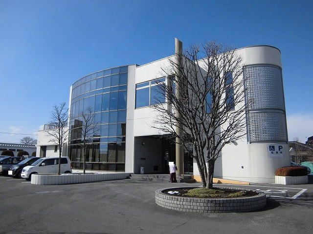 近くの宇都宮市役所宝木出張所まで2,100m（徒歩27分）