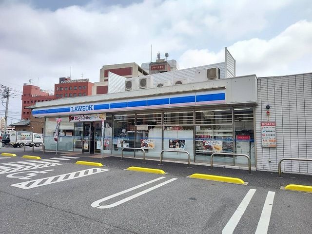 近くのゆめタウンまで850m（徒歩11分）