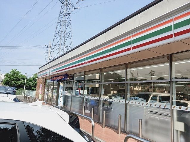 近くのセブンイレブン多賀城浮島店まで500m（徒歩7分）