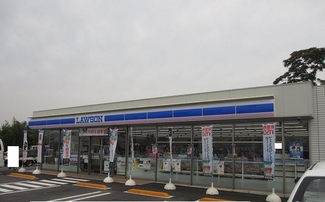 近くのコンビニまで1,200m（徒歩15分）
