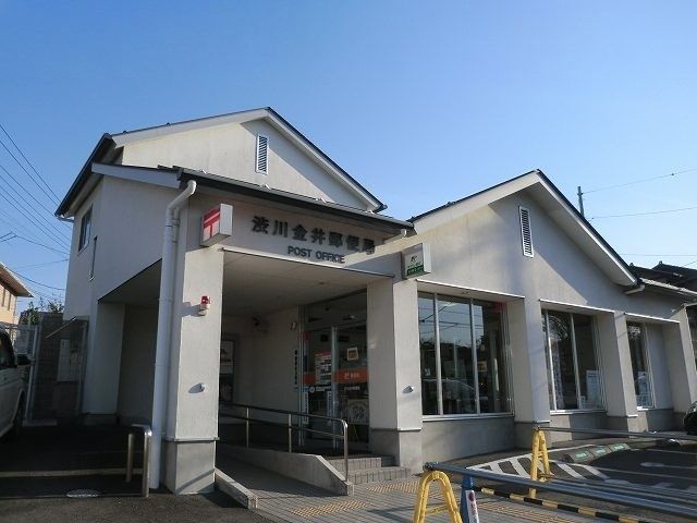 近くの渋川金井郵便局まで2,000m（徒歩25分）