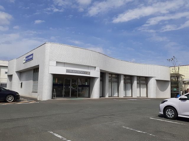 近くの浜松いわた信用金庫中川支店まで230m(徒歩3分)