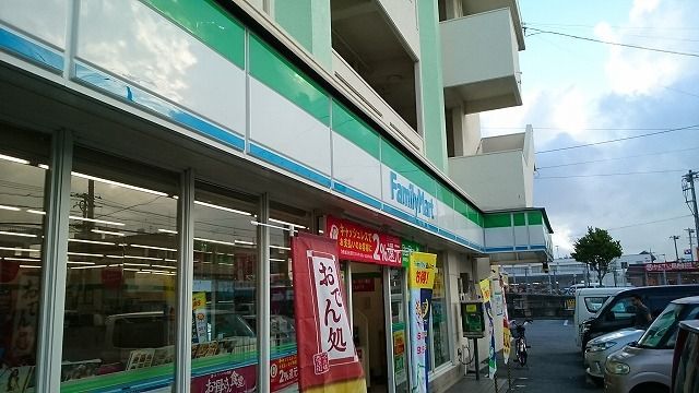 近くのファミリーマート愛知高層団地前まで1,250m(徒歩16分)