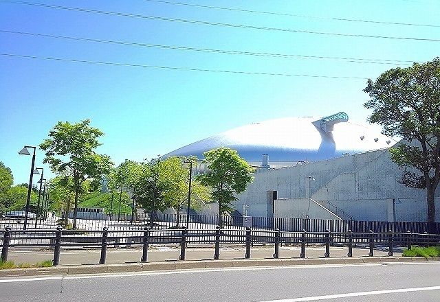 近くの施設まで1,800m（徒歩23分）