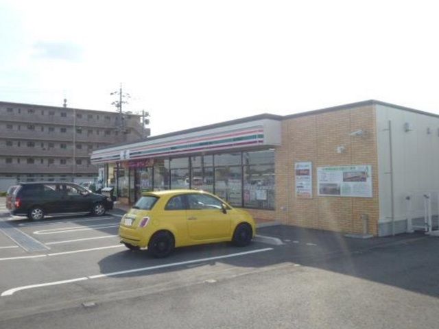 近くのセブン-イレブン 浜松大島南店まで500m（徒歩7分）