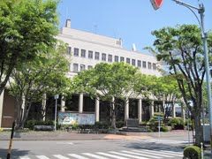 近くの知立市役所まで1,600m（徒歩20分）