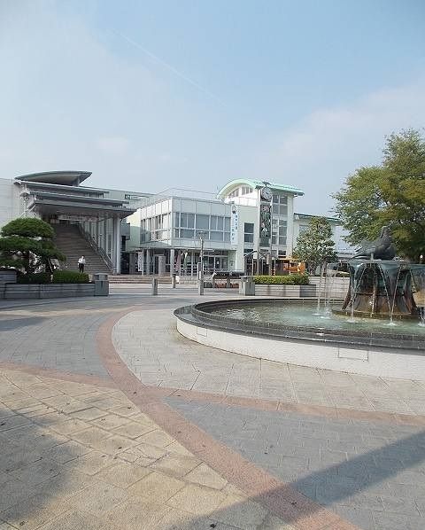 近くの佐野駅まで2,300m（徒歩29分）