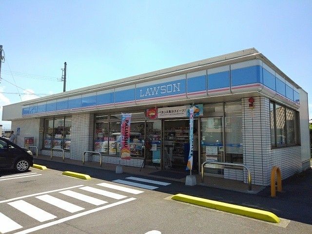 近くのローソン丸亀飯野町店まで1,300m（徒歩17分）