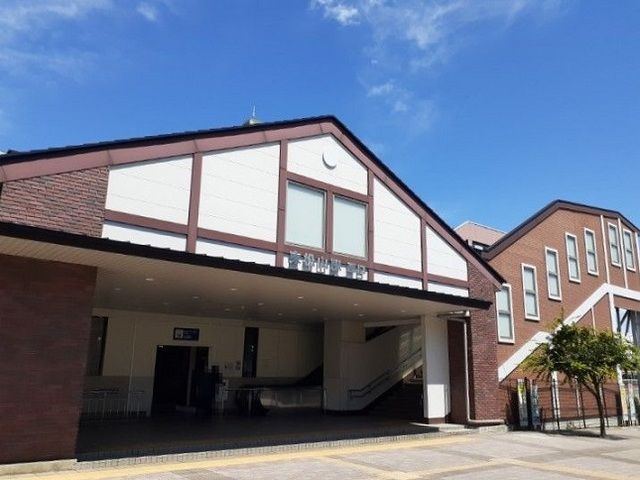 近くの東松山駅西口まで1,500m（徒歩19分）