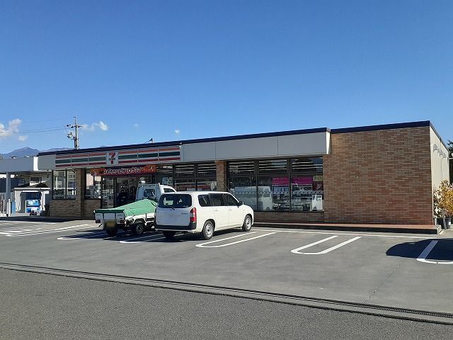 近くのセブンイレブン 茅野宮川店まで1,100m(徒歩14分)