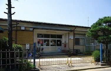 近くの西加茂保育園まで450m（徒歩6分）