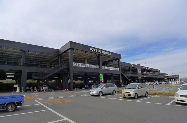 近くのスーパーまで3,400m（徒歩43分）