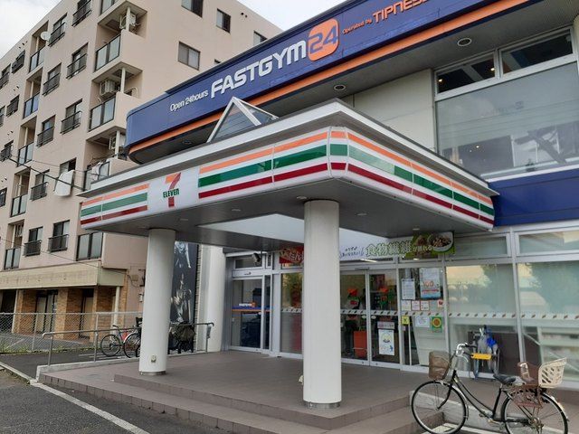 近くのセブンイレブン船橋市場店まで475m（徒歩6分）