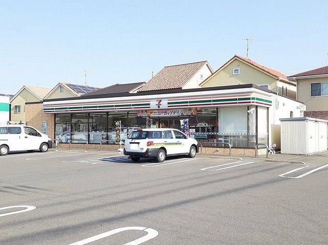 近くのセブンイレブン南吉田店様まで650m（徒歩9分）