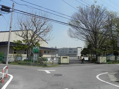近くの柏市立田中小学校まで650m（徒歩9分）