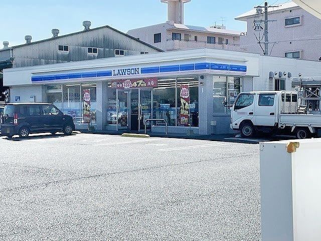 近くのローソン錦ヶ丘東店まで500m（徒歩7分）