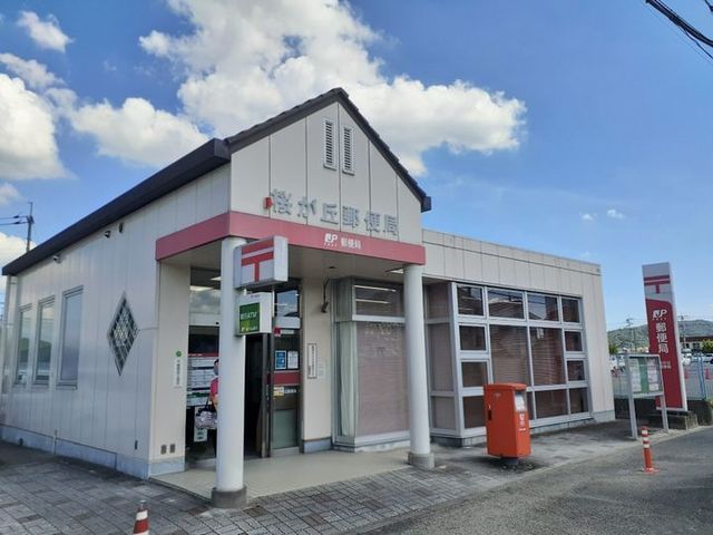 近くの郵便局さんまで2,100m（徒歩27分）