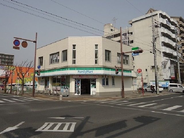 近くのコンビニまで350m（徒歩5分）