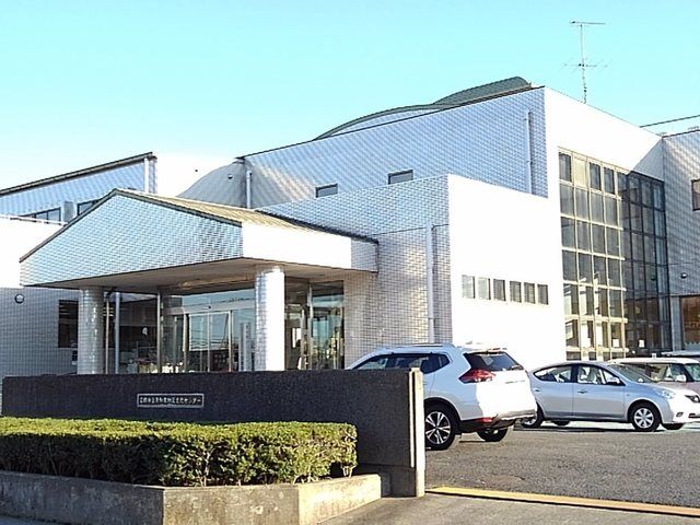 近くの東和東地区文化センターまで500m（徒歩7分）