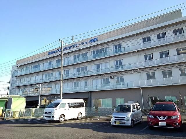 近くのみさと総合リハビリテーションまで900m（徒歩12分）