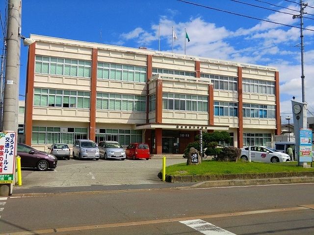 近くの会津坂下町役場まで350m（徒歩5分）